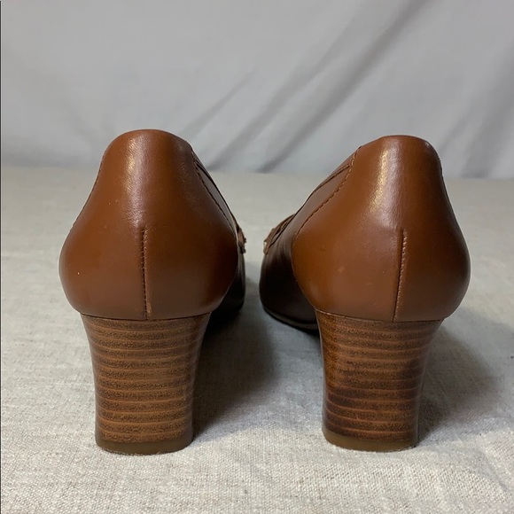 Brooks Brothers heels - Picture 2 of 7